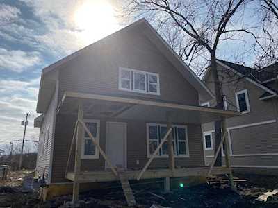 2021 James Avenue N Minneapolis, MN 55411