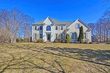 5 Jackson Hopkinton, MA 01748