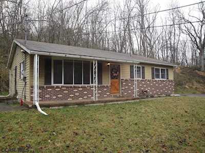 4724 Turnpike Road Spruce Creek, PA 16683