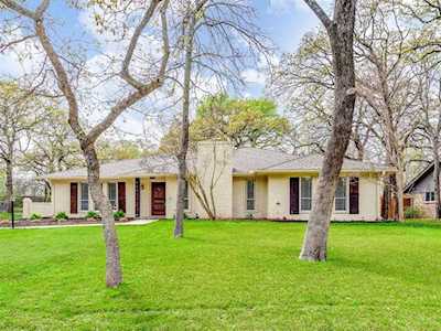 336 Oak Forest Drive Highland Village, TX 75077