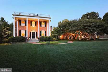 4135 Seminary Rd Alexandria, VA 22304