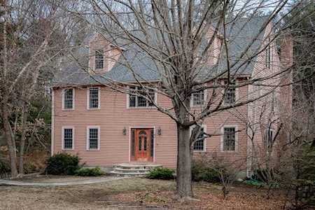 40 Ridge Road Norfolk, MA 02056