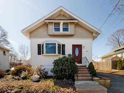 42 Elmlawn Road Braintree, MA 02184