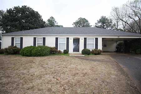5736 Prince Cv Memphis, TN 38115