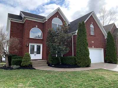 6035 Sweetbay Dr Crestwood, KY 40014