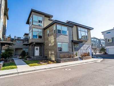 7713 S Navarro View W Ct Midvale, UT 84047