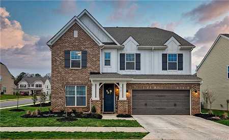 879 Pecan Tree Ln Fort Mill, SC 29715