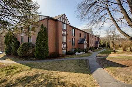 1227 Lawrence St #203 Lowell, MA 01852