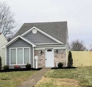 4616 Beechbrook Rd Louisville, KY 40218