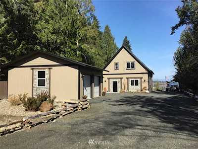 41 E Oakland Bay Dr Shelton, WA 98584