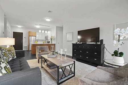 999 Hancock St #305 Quincy, MA 02169