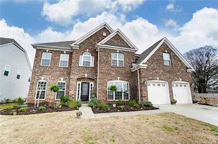 9858 Travertine Trl Davidson, NC 28036