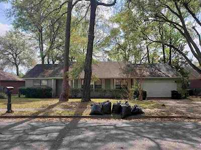 709 Riggins Road Tallahassee, FL 32308
