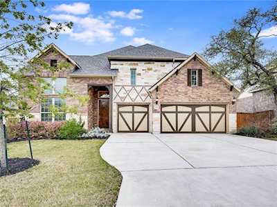 5204 Via Besso Dr Bee Cave, TX 78738