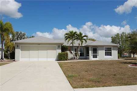 6202 Coliseum Blvd Port Charlotte, FL 33981