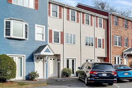 61 Fox Meadow Rd #B Leominster, MA 01453