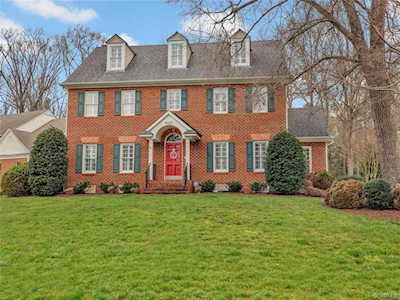 8417 Sleepy Duck Place Richmond, VA 23229
