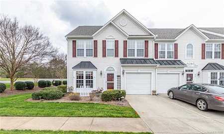 634 Bayou Circle Lake Wylie, SC 29710