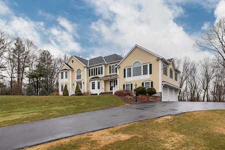 6 Chaplin Hills Rd Georgetown, MA 01833
