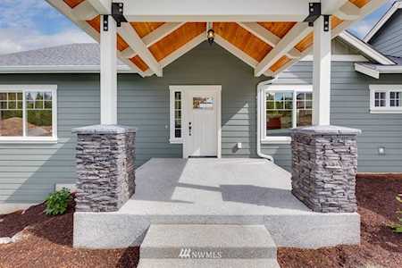 4425 203rd Ave NE Snohomish, WA 98290