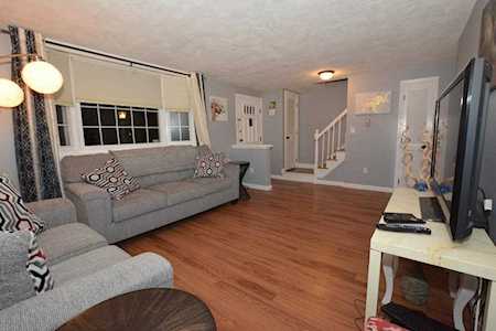 34 Queensboro Ct #34 Norwood, MA 02062