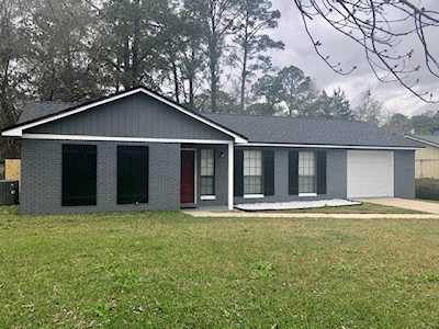 3218 Riddle Drive Tallahassee, FL 32309