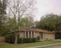 4901 Pebblestone Cir Austin, TX 78735