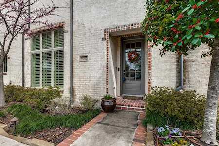 17252 Lechlade Lane Dallas, TX 75252