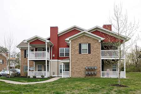 6520 Brook Bend Way #102 Louisville, KY 40229