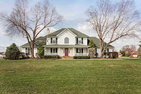 1703 Grand Villa Dr La Grange, KY 40031