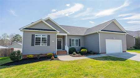 3923 Shenandoah Circle Hopewell, VA 23860