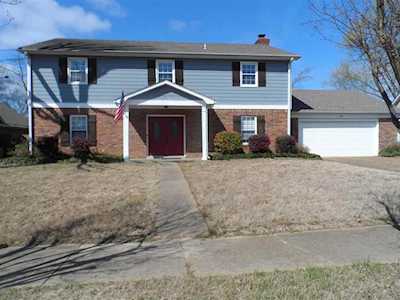 5892 Diplomat Pl Bartlett, TN 38134
