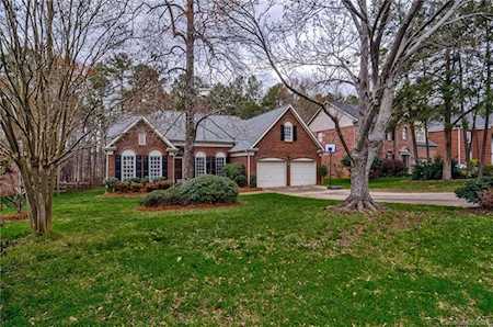 5022 Hickory Lake Ln Matthews, NC 28105