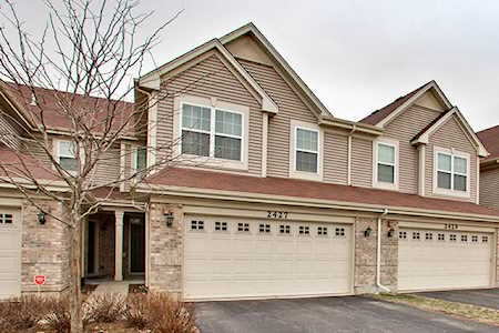 2427 Birch St Des Plaines, IL 60018