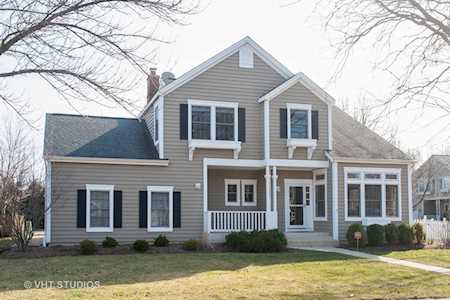 1030 Mount Vernon Dr Grayslake, IL 60030