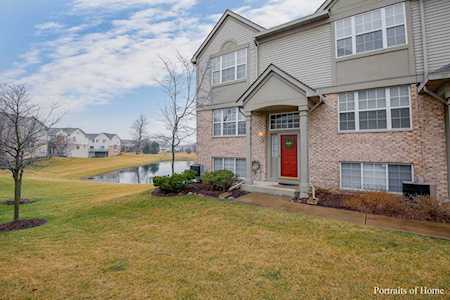 8010 Windsor Dr #8010 Darien, IL 60561