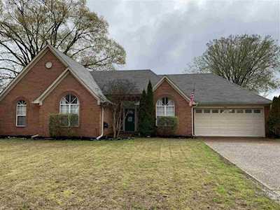 294 Bradford Trail Dr Collierville, TN 38017