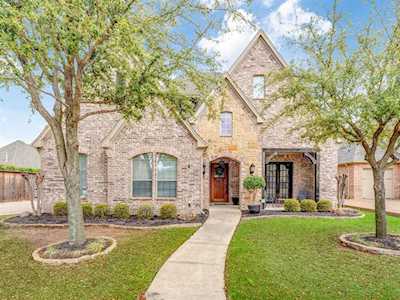 8104 Seville Drive North Richland Hills, TX 76182