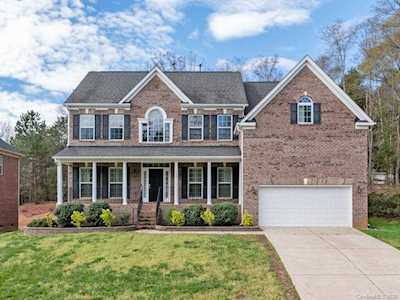 428 Kimbrell Crossing Dr Fort Mill, SC 29715