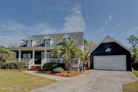 302 Bay Court Carolina Beach, NC 28428