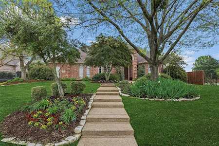 907 Edgemeer Lane Southlake, TX 76092