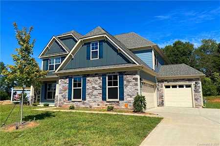1302 Robinson Oaks Dr Gastonia, NC 28054