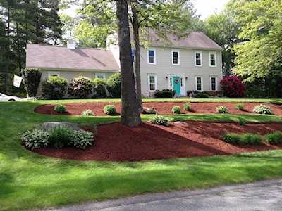 131 Macarthur Rd Northbridge, MA 01534