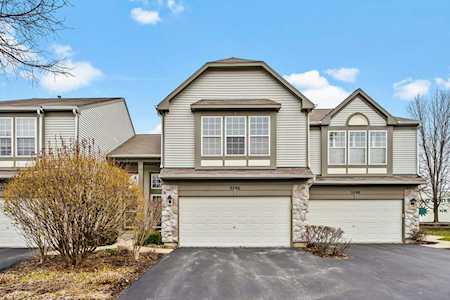 3296 Bromley Ln Aurora, IL 60502