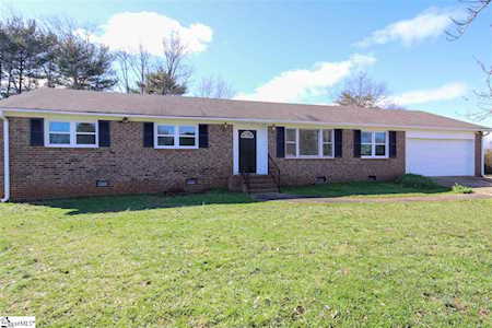 10 Millcrest Way Mauldin, SC 29662