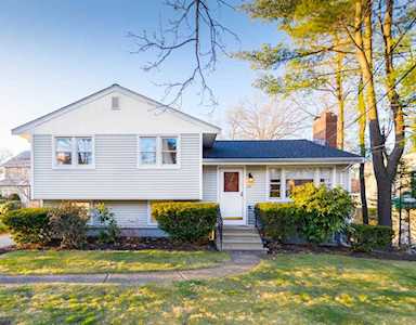 27 Moreland Avenue Lexington, MA 02421