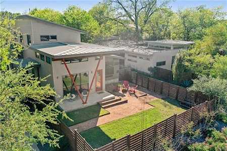 917 Cardinal Ln #A Austin, TX 78704