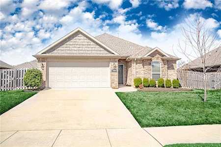 2868 W Millstone Dr Fayetteville, AR 72704