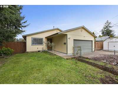 6743 SE 66th Ave Portland, OR 97206