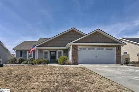 27 Macle Ct Travelers Rest, SC 29690